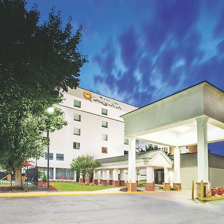 La Quinta Inn & Suites By Wyndham Dc Metro Capital Beltway Capitol Heights Eksteriør bilde