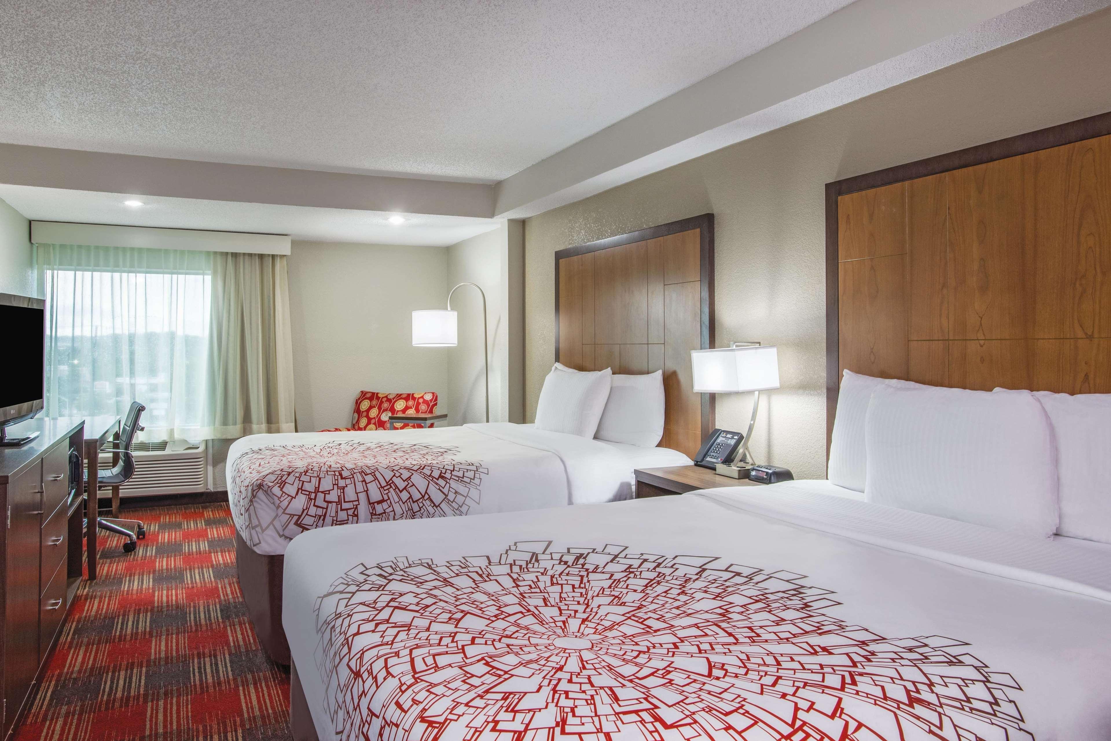 La Quinta Inn & Suites By Wyndham Dc Metro Capital Beltway Capitol Heights Eksteriør bilde