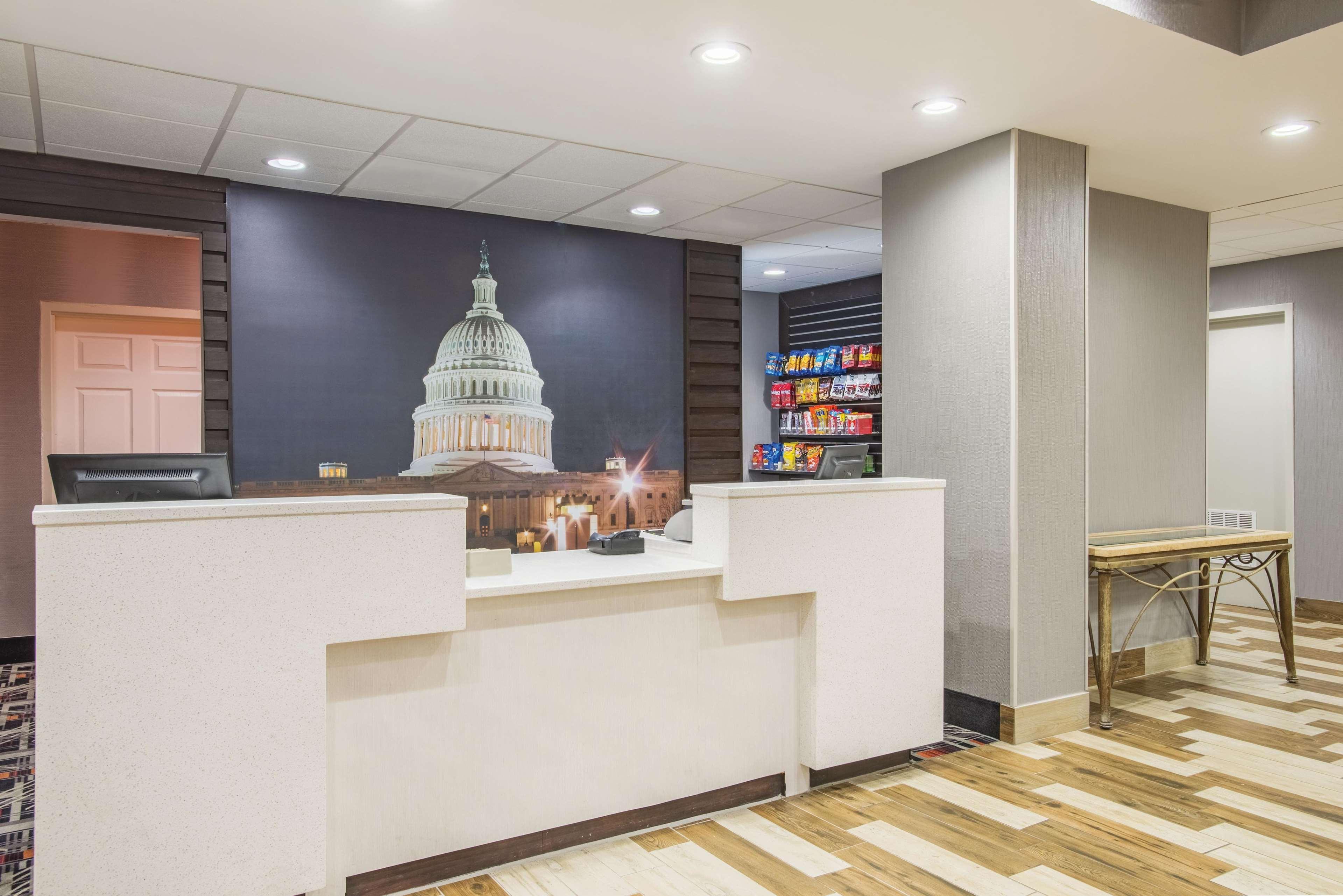 La Quinta Inn & Suites By Wyndham Dc Metro Capital Beltway Capitol Heights Eksteriør bilde