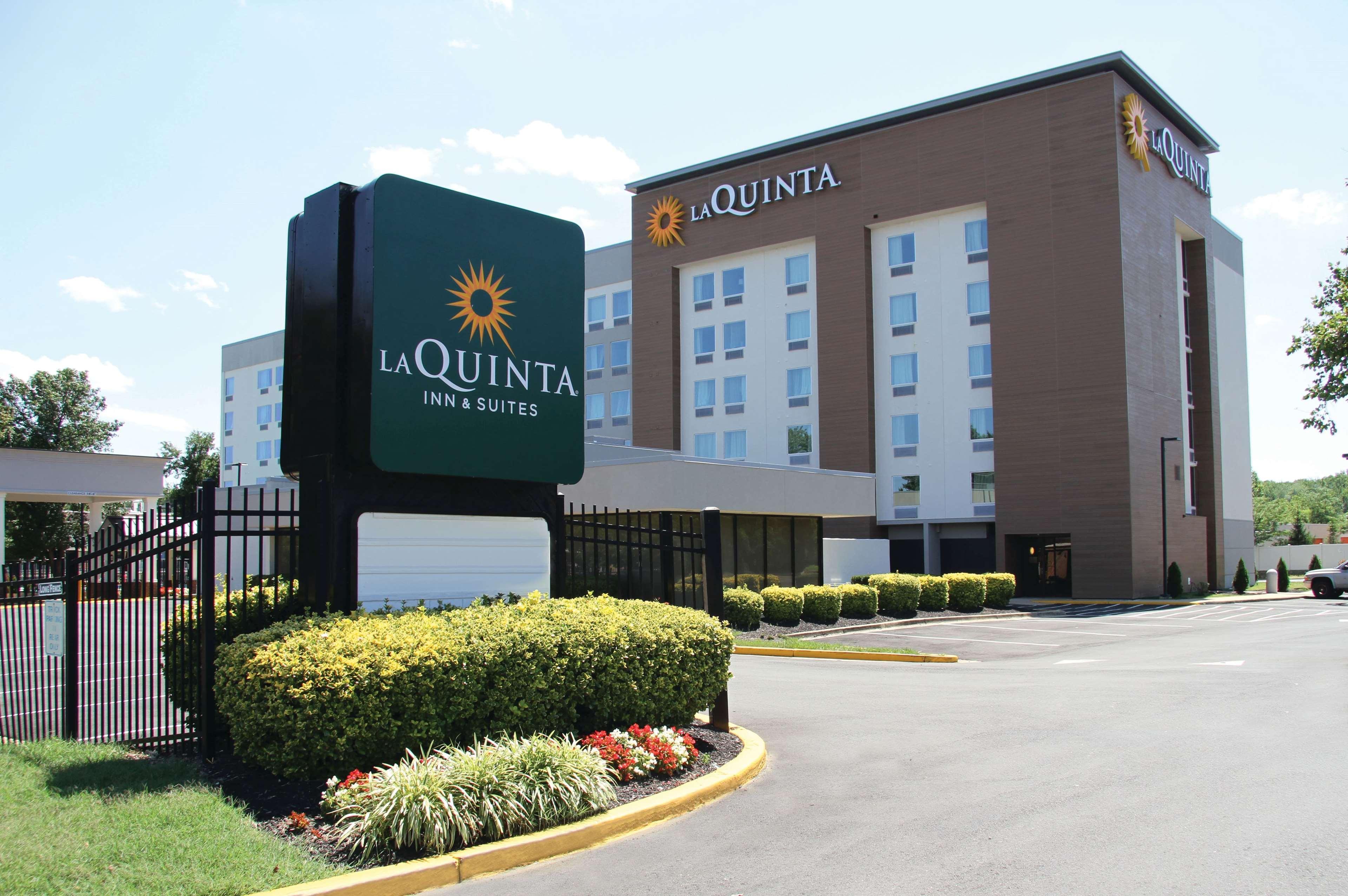 La Quinta Inn & Suites By Wyndham Dc Metro Capital Beltway Capitol Heights Eksteriør bilde